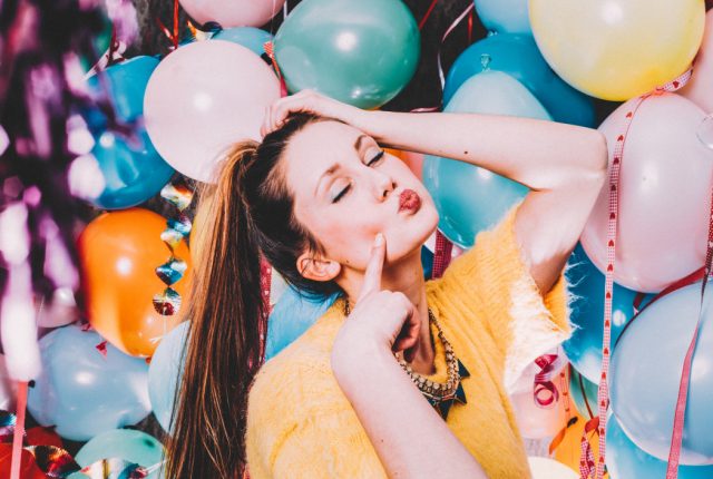 Happy Birthday Beautiful! 50+ Best Birthday Quotes And Wishes For Her, Beautiful Birthday Messages, pretty lady celebrating