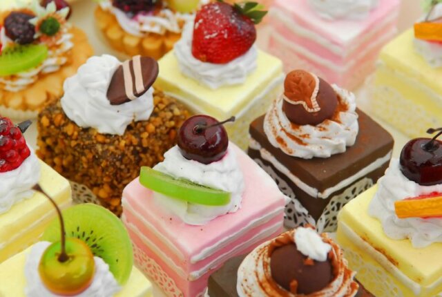 Clever Cake Puns - Funny Cake Jokes To Bake You Laugh